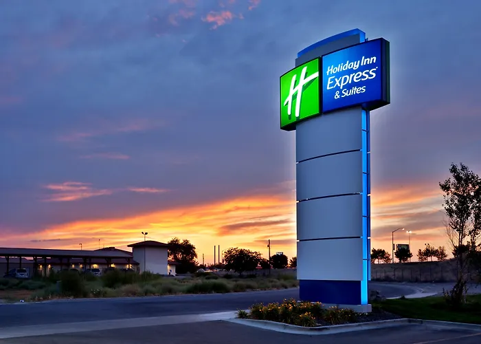 Holiday Inn Express Hotel & Suites Ontario