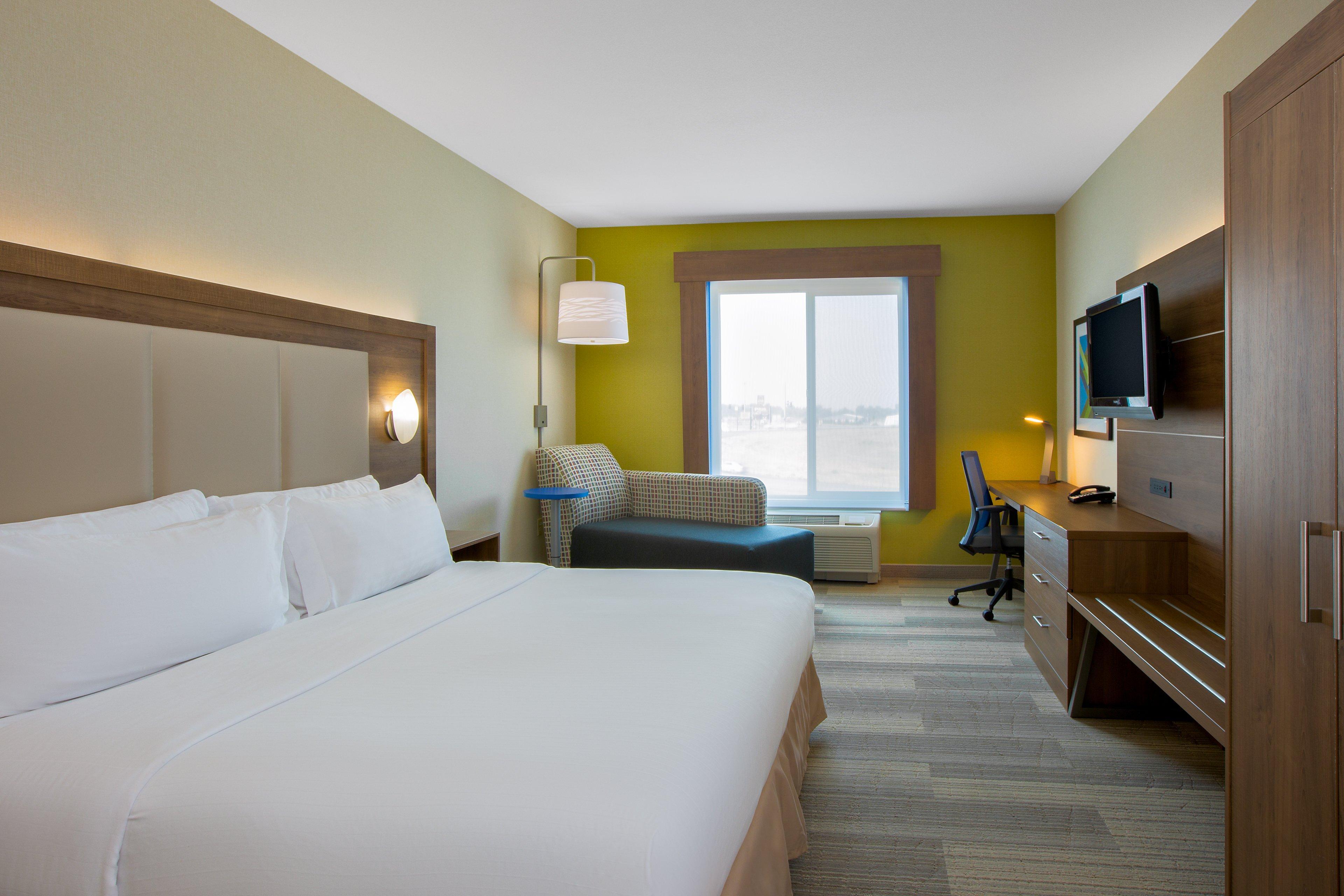 Hotel Express & By Ihg Ontario