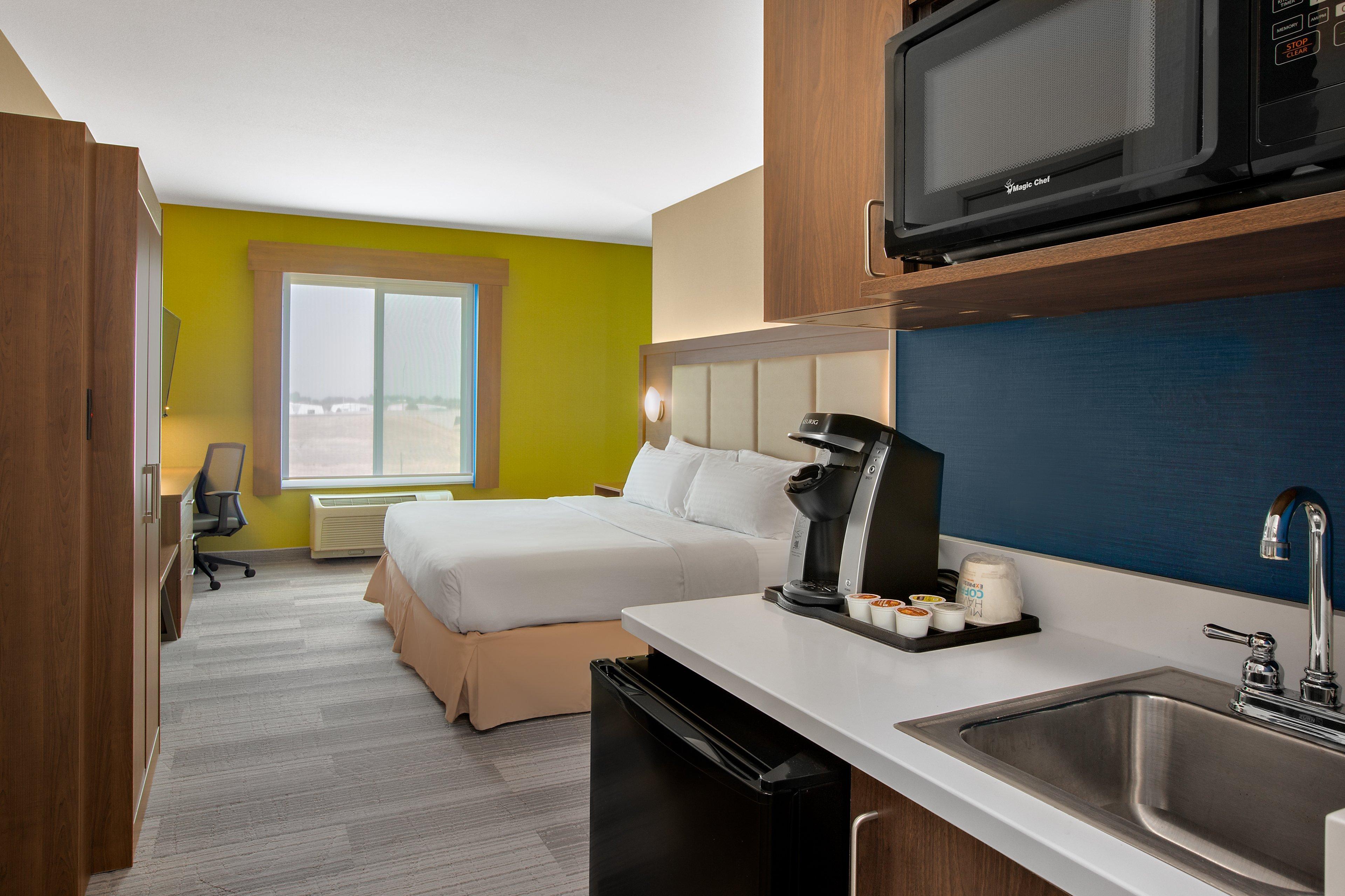 Express & By Ihg