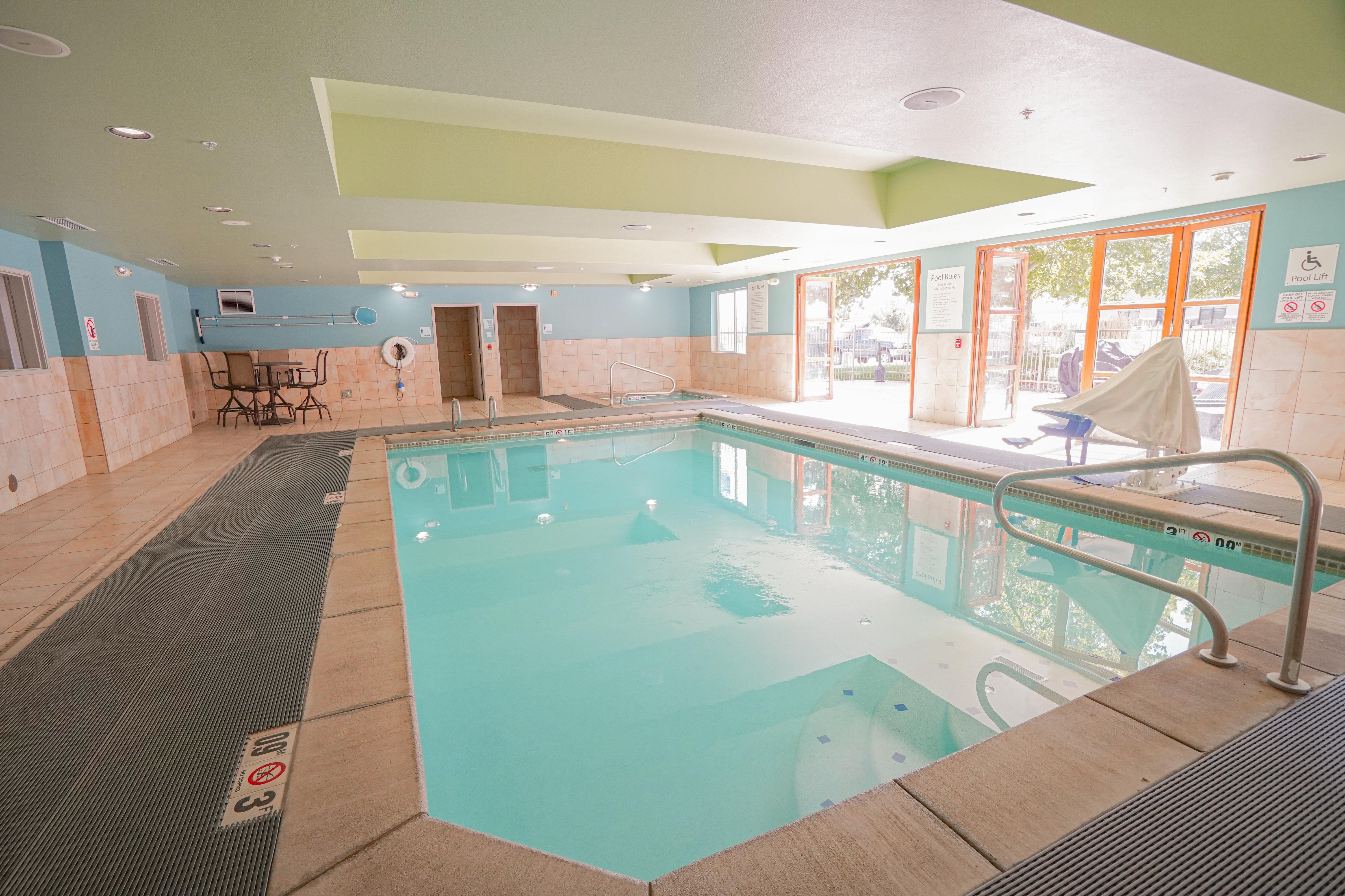 Express & By Ihg Hotel Ontario