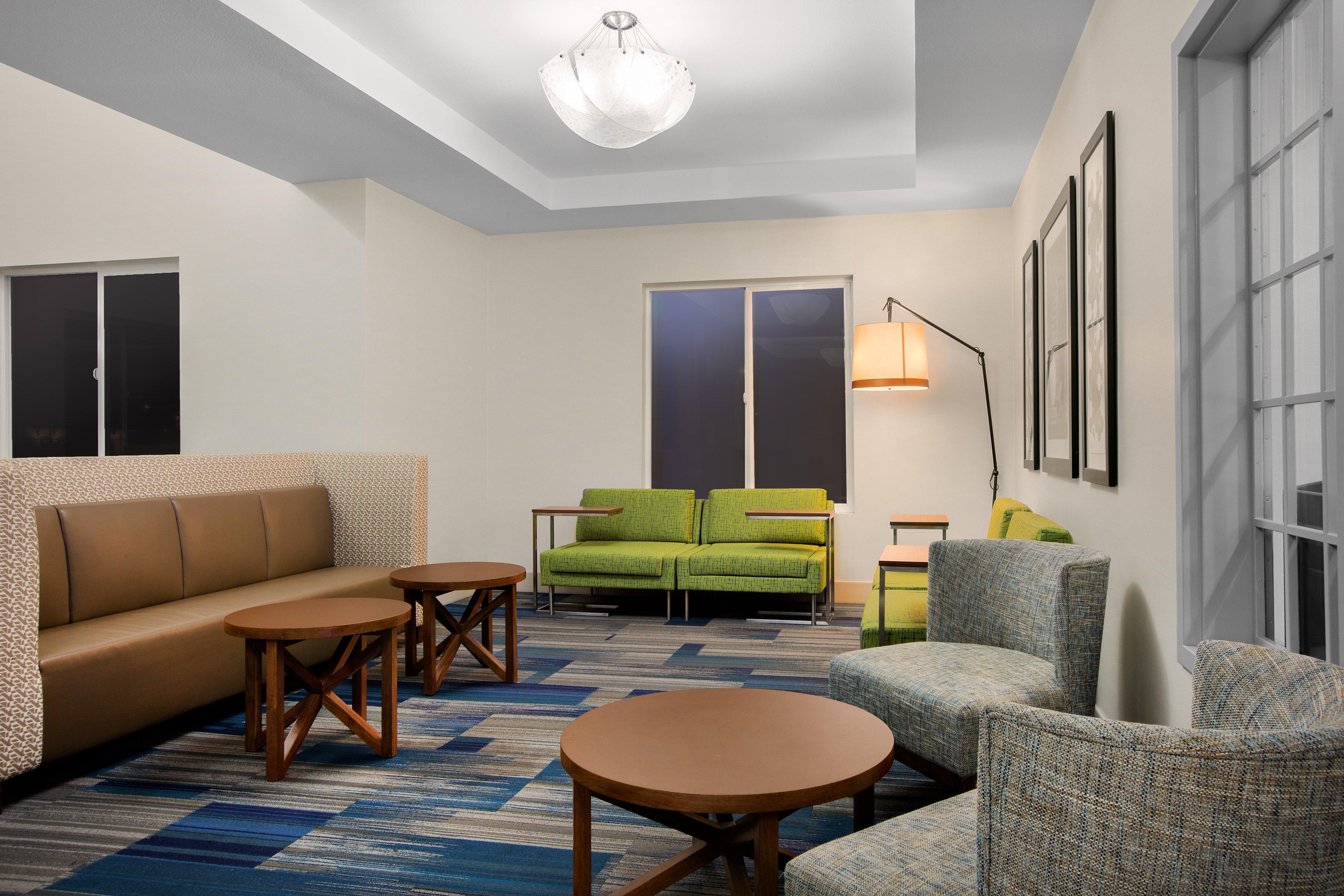 Express & By Ihg 2* Ontario