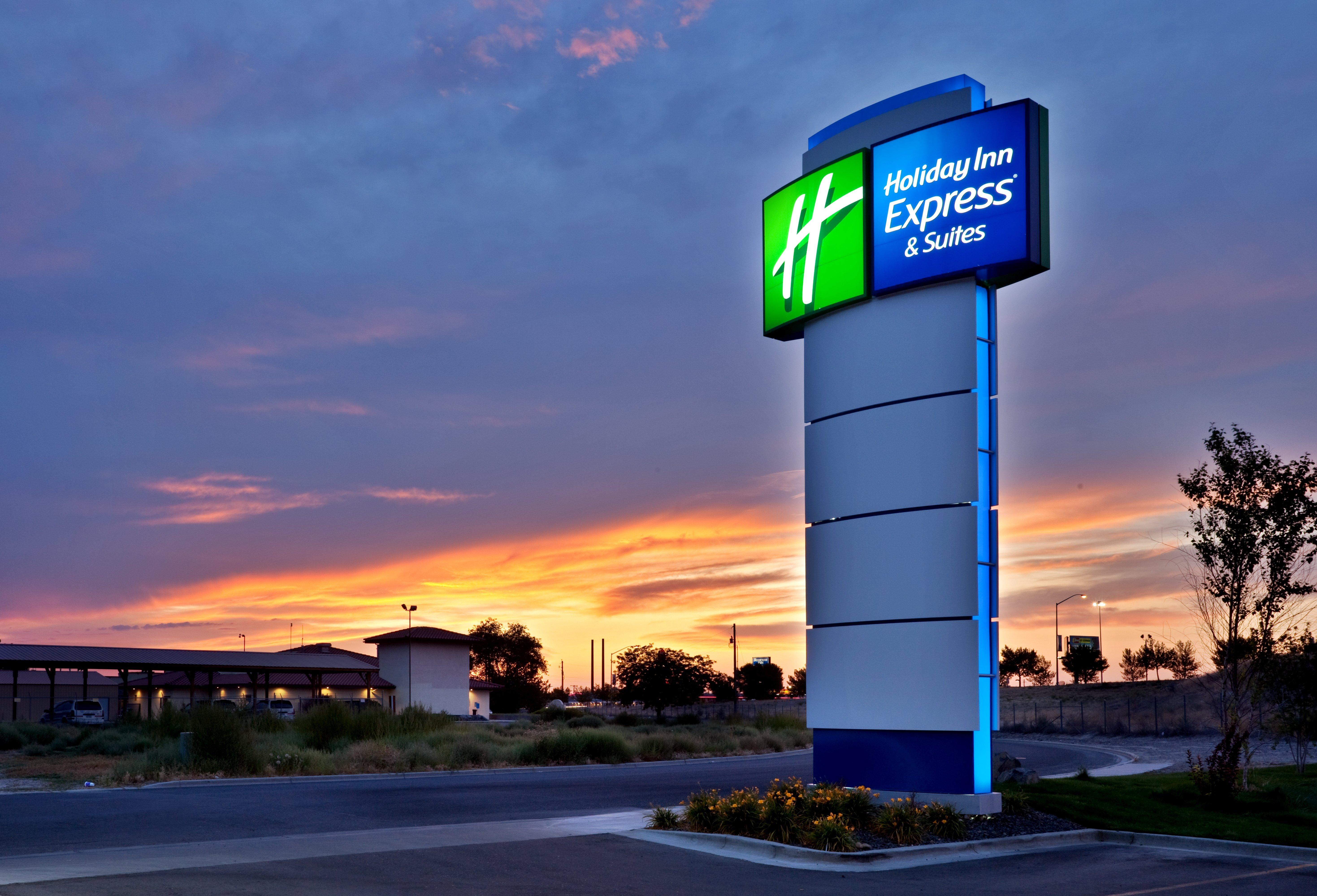 Hotel Express & By Ihg 2*